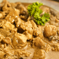 Picadinho de Filé Mignon ao Funghi