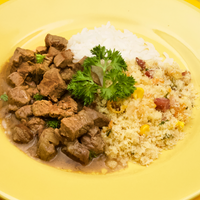 Picadinho de Filé Mignon com Molho de Mostarda